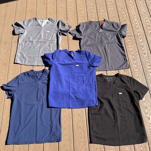 Men Small Scrub Shirts